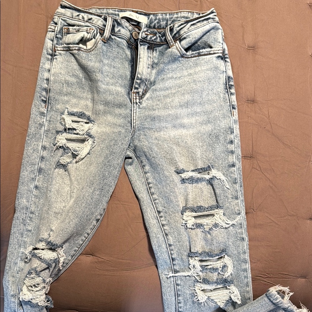 Willow Root Stylish Ripped Light Blue Denim Jeans
